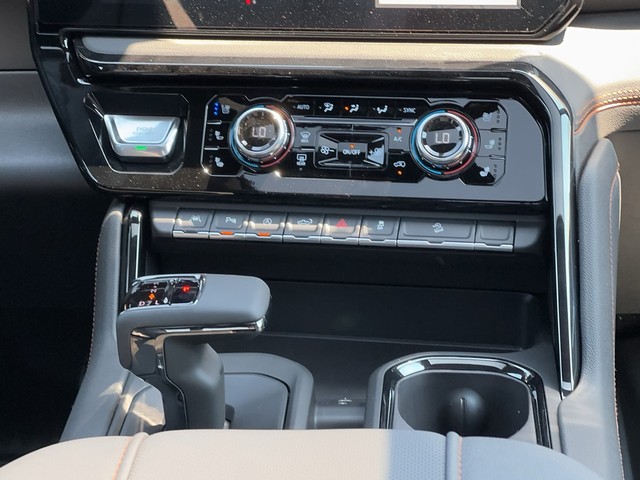 2026 GMC Sierra 1500 AT4 - Photo 9