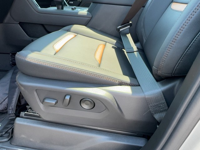 2026 GMC Sierra 1500 AT4 - Photo 11