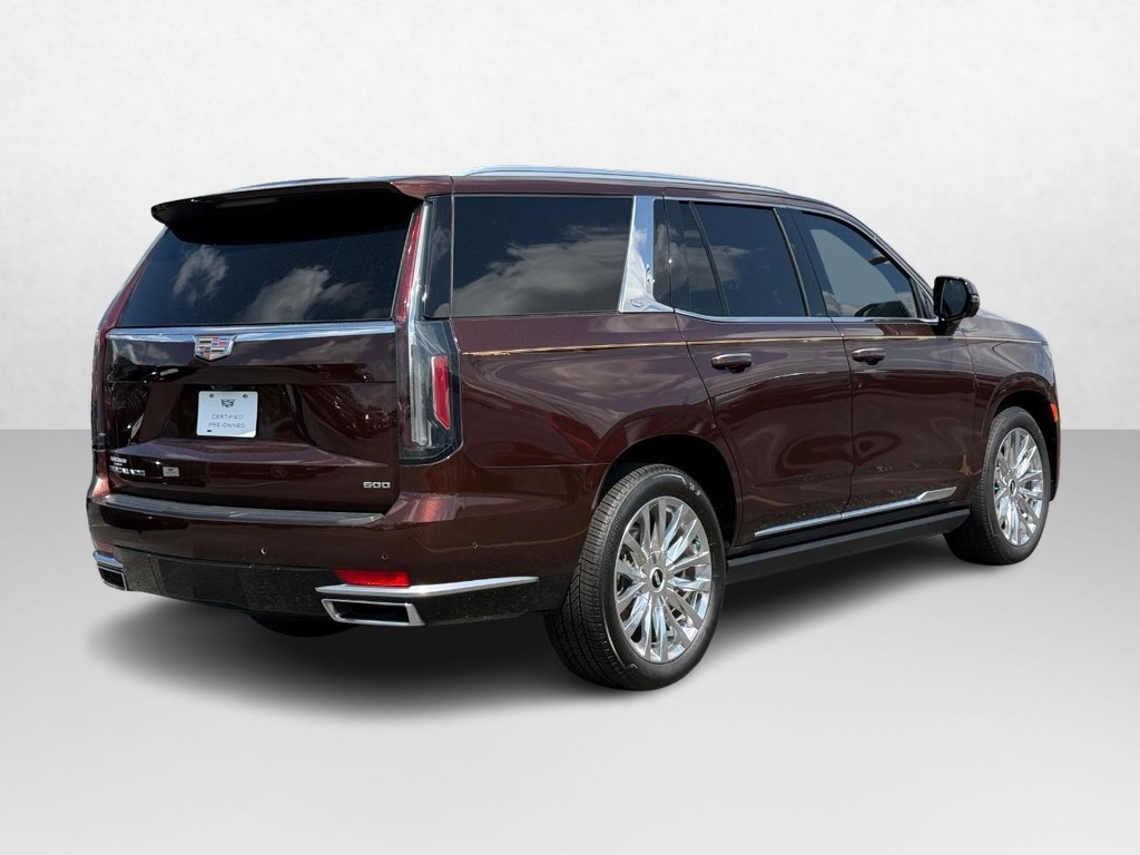 Cadillac Escalade Vehicle Full-screen Gallery Image 03