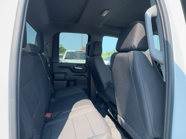 2024 GMC Sierra 2500HD Pro - Photo 9