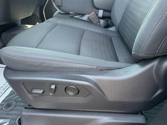2024 Chevrolet Silverado 1500 LT - Photo 16