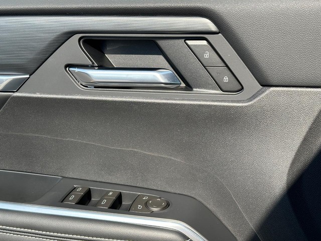 2026 GMC Acadia Elevation - Photo 16