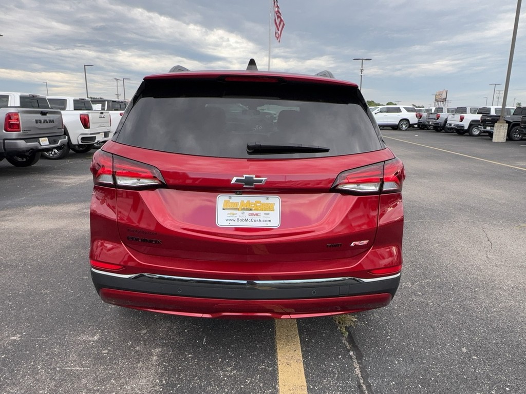 Chevrolet Equinox Vehicle Full-screen Gallery Image 04