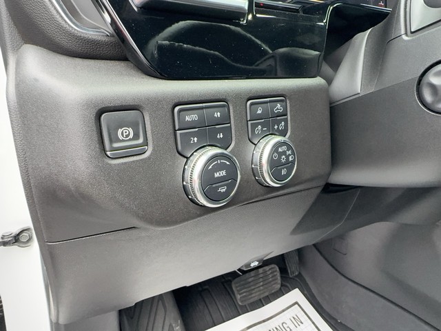 2024 GMC Sierra 1500 SLT - Photo 18