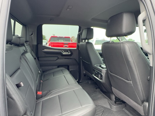 2024 Chevrolet Silverado 1500 LTZ - Photo 9