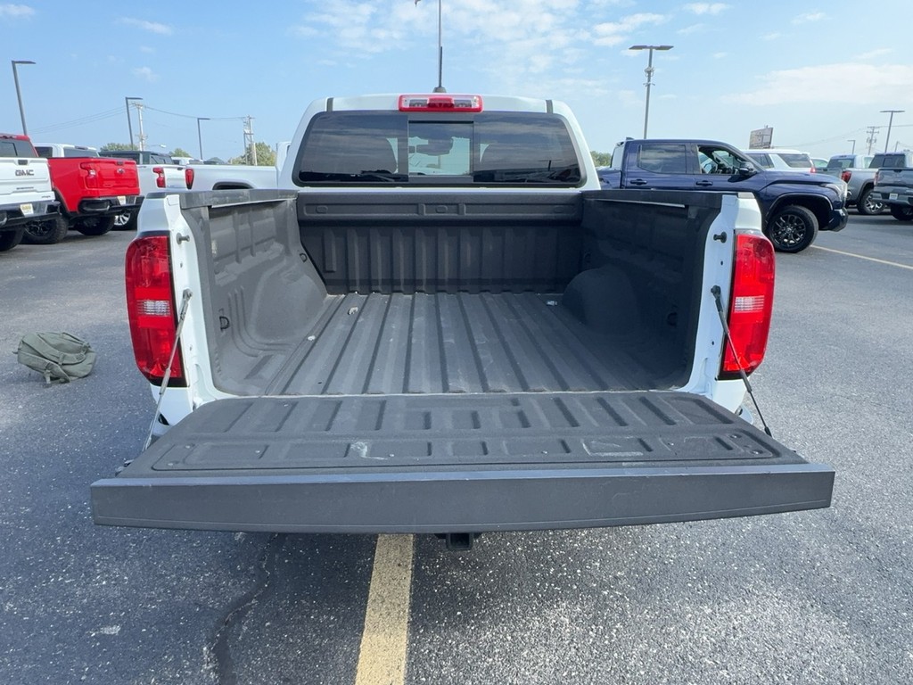 Chevrolet Colorado Vehicle Full-screen Gallery Image 05