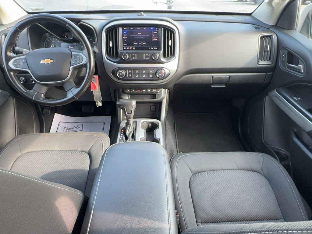 Chevrolet Colorado Vehicle Full-screen Gallery Image 11
