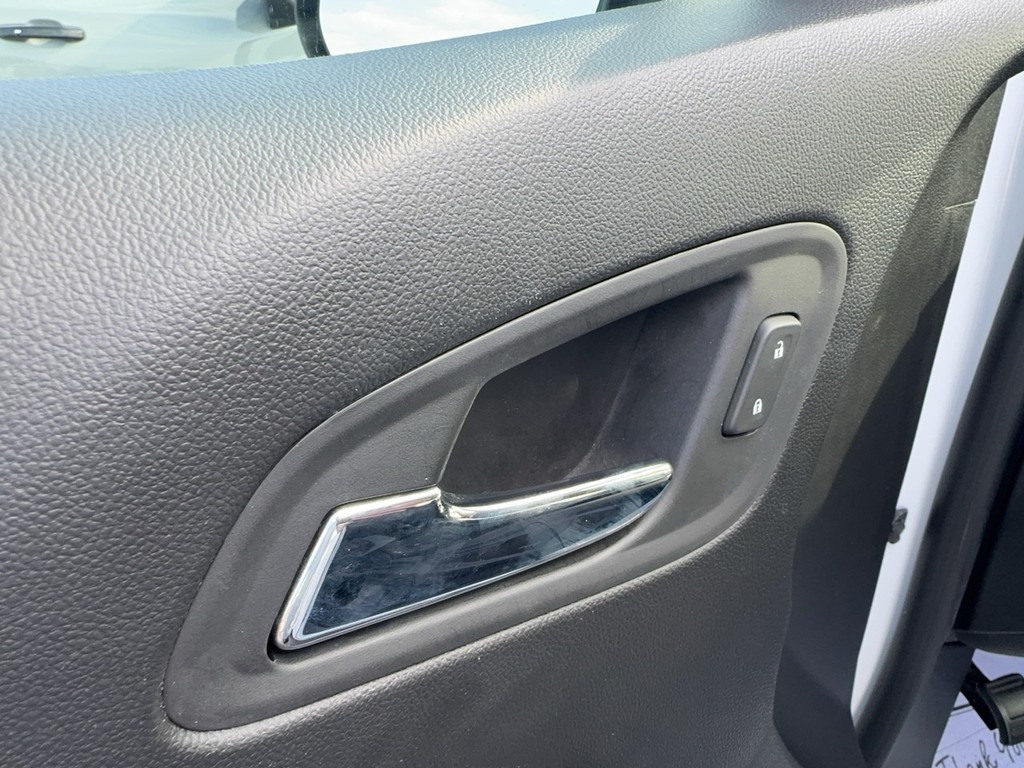 Chevrolet Colorado Vehicle Full-screen Gallery Image 18