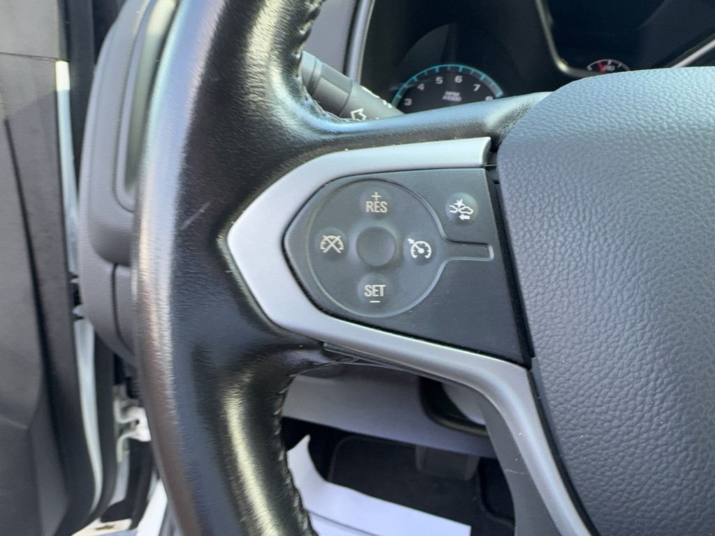Chevrolet Colorado Vehicle Full-screen Gallery Image 19