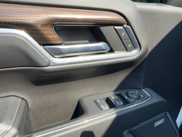 2023 Chevrolet Silverado 1500 RST - Photo 17