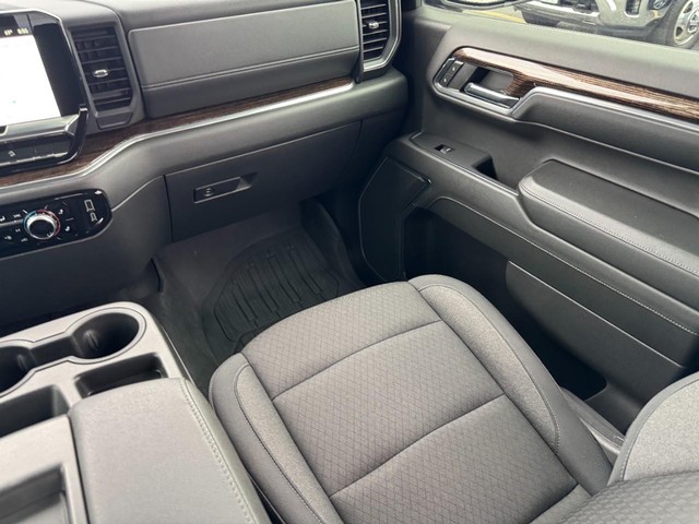 2024 GMC Sierra 1500 Elevation - Photo 15