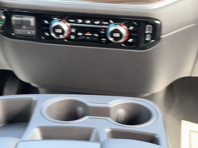 2025 GMC Sierra 1500 Elevation - Photo 14