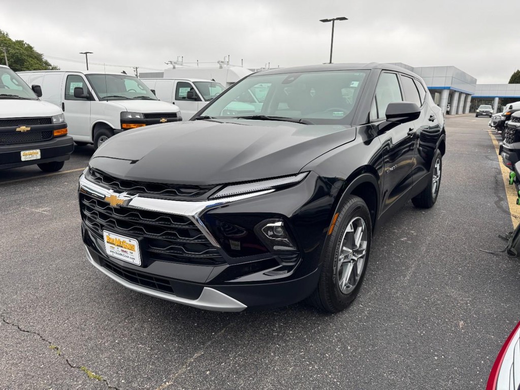 Chevrolet Blazer Vehicle Full-screen Gallery Image 08