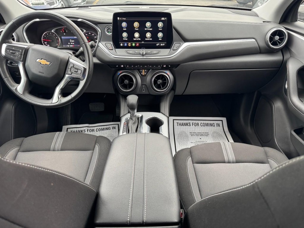 Chevrolet Blazer Vehicle Full-screen Gallery Image 12
