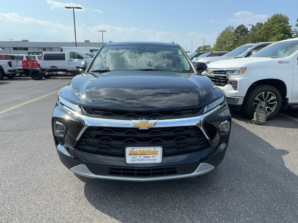 Chevrolet Blazer Vehicle Full-screen Gallery Image 09