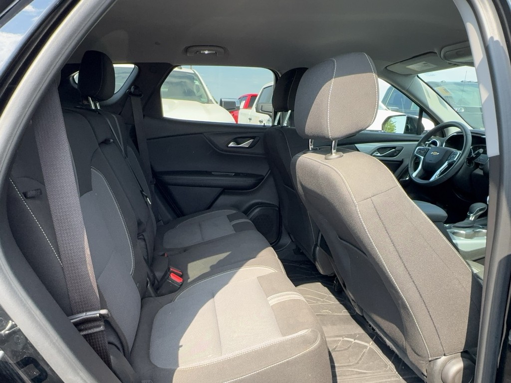 Chevrolet Blazer Vehicle Full-screen Gallery Image 10