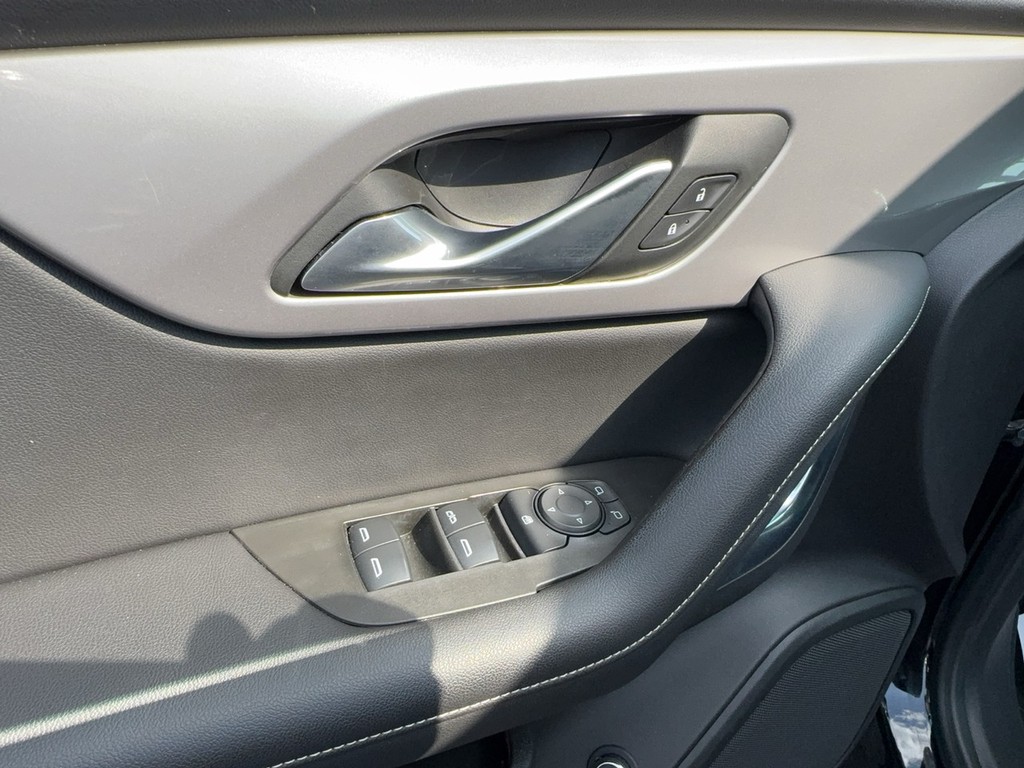 Chevrolet Blazer Vehicle Full-screen Gallery Image 18