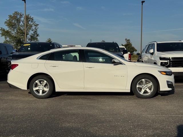 Columbia MO 2024 Chevrolet Malibu more details - chevrolet malibu