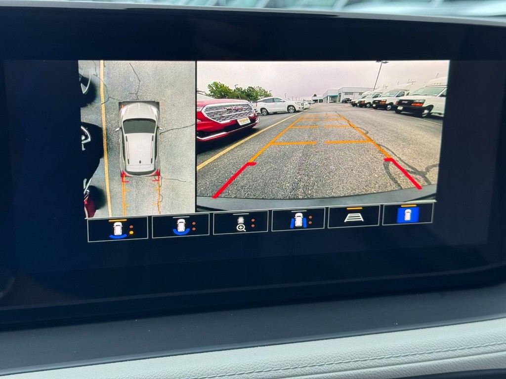 Buick Encore GX Vehicle Full-screen Gallery Image 22