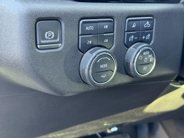 2023 Chevrolet Silverado 1500 LTZ - Photo 17