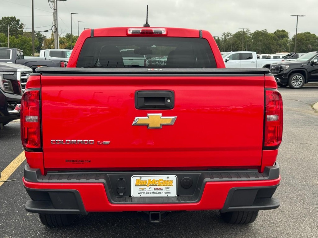 Chevrolet Colorado Vehicle Full-screen Gallery Image 04
