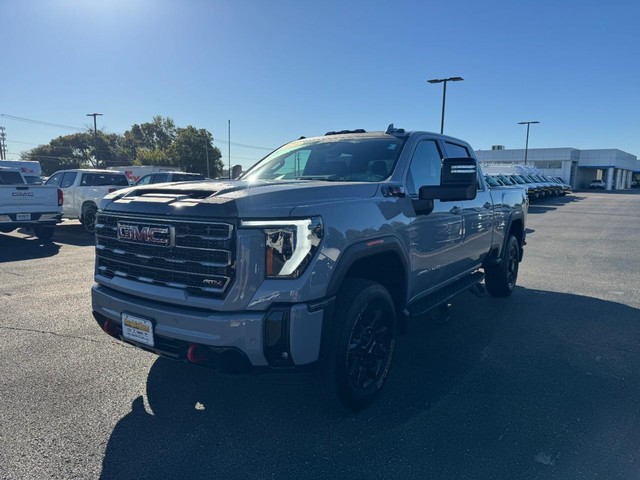 2025 GMC Sierra 3500HD AT4 - Photo 7