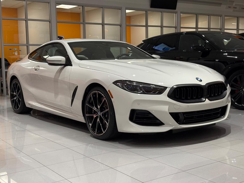 2023 BMW 8 Series 840i Coupe RWD