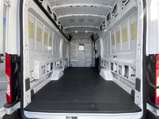 Ford E-Transit Cargo Van Vehicle Image 25