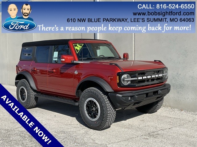 2024 Ford Bronco Outer Banks at Bob Sight Ford in Lee's Summit MO