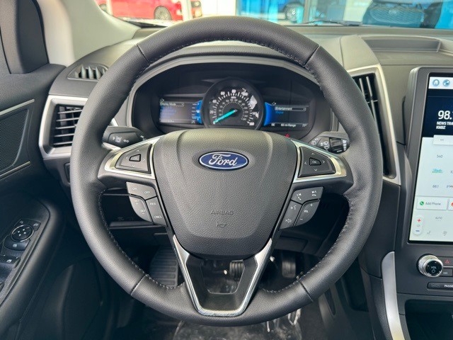 Ford Edge Vehicle Image 06