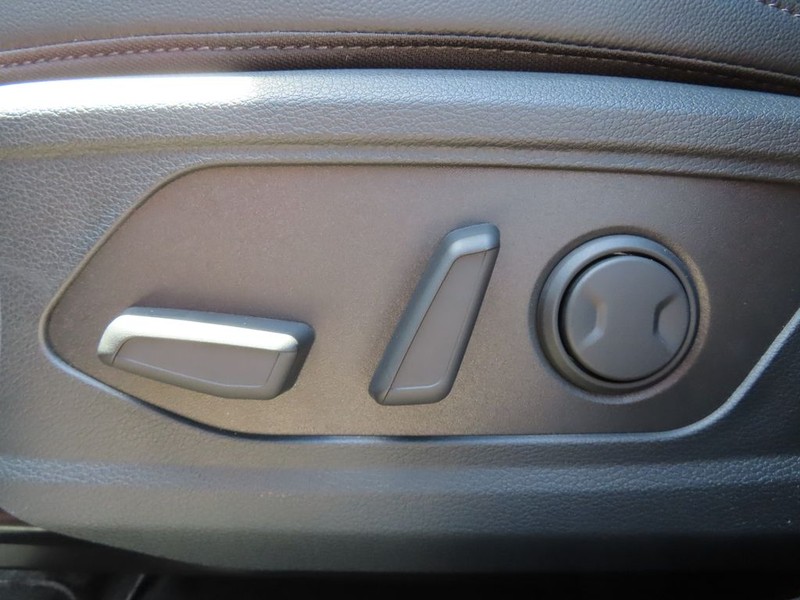 Kia Sportage Plug-In Hybrid Vehicle Image 08