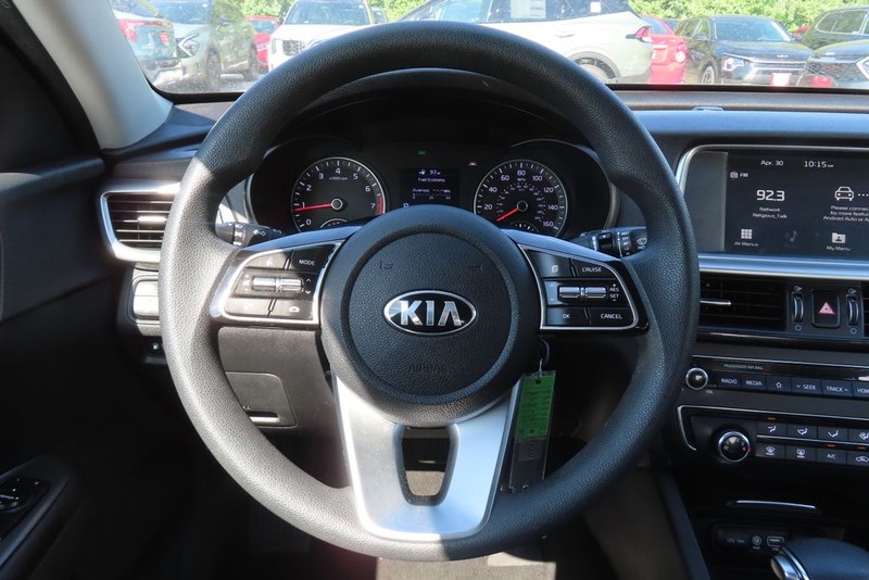 Kia Optima Vehicle Image 23