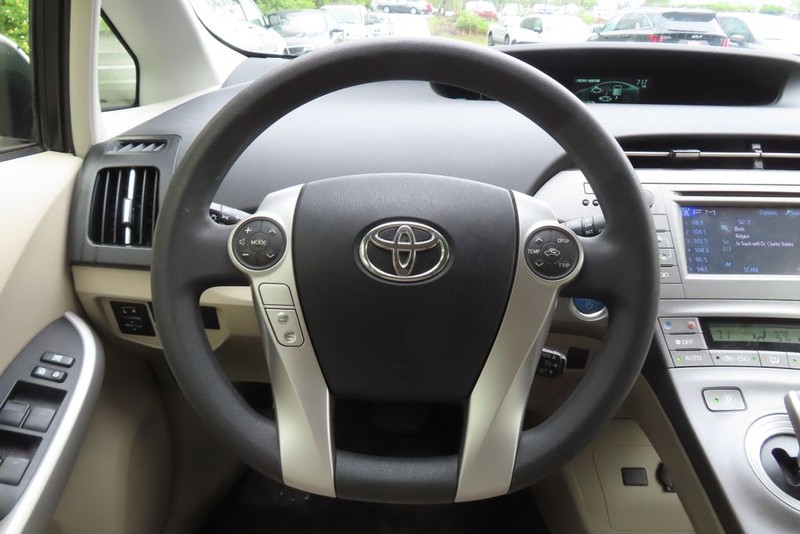 Toyota Prius Vehicle Image 27