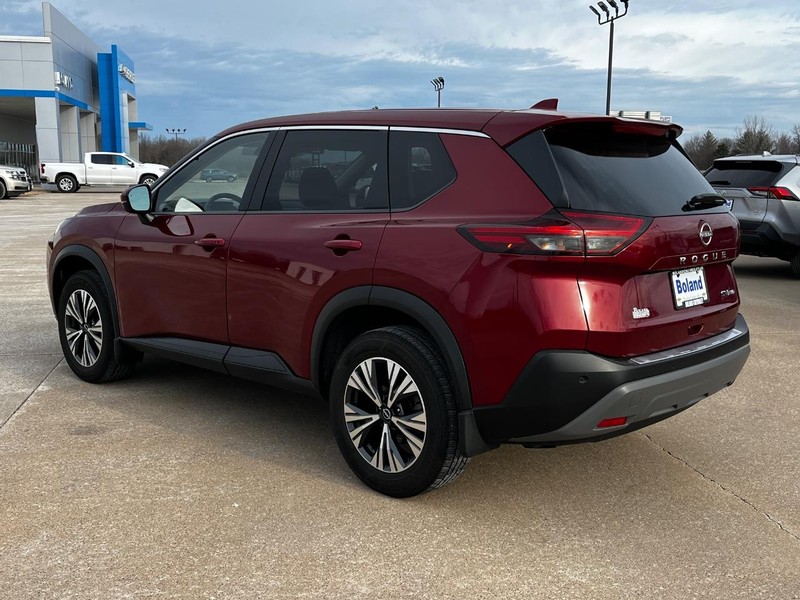 Nissan Rogue Vehicle Image 06