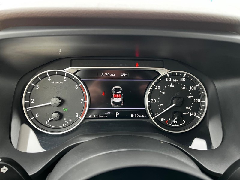 Nissan Rogue Vehicle Image 18