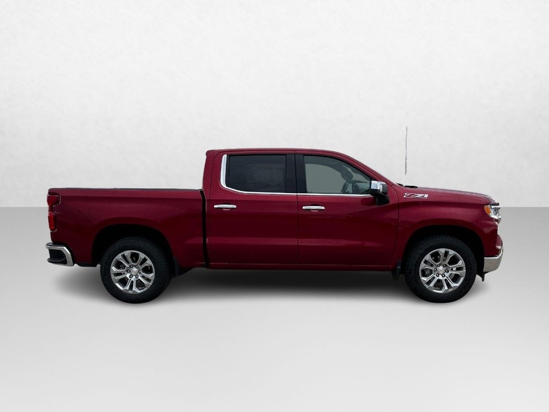 Chevrolet Silverado 1500 Vehicle Image 02