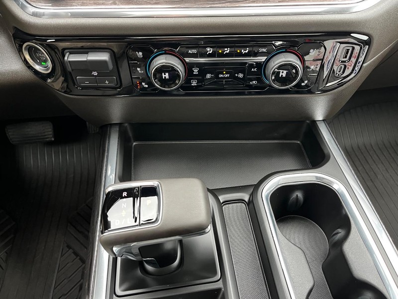 Chevrolet Silverado 1500 Vehicle Image 22