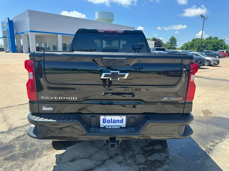 Chevrolet Silverado 1500 Vehicle Image 04