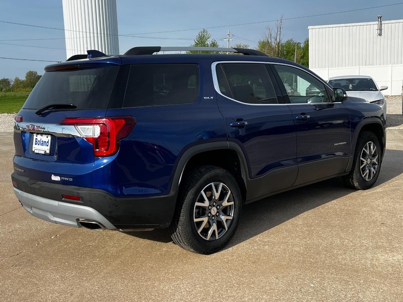 GMC Acadia Vehicle Image 03