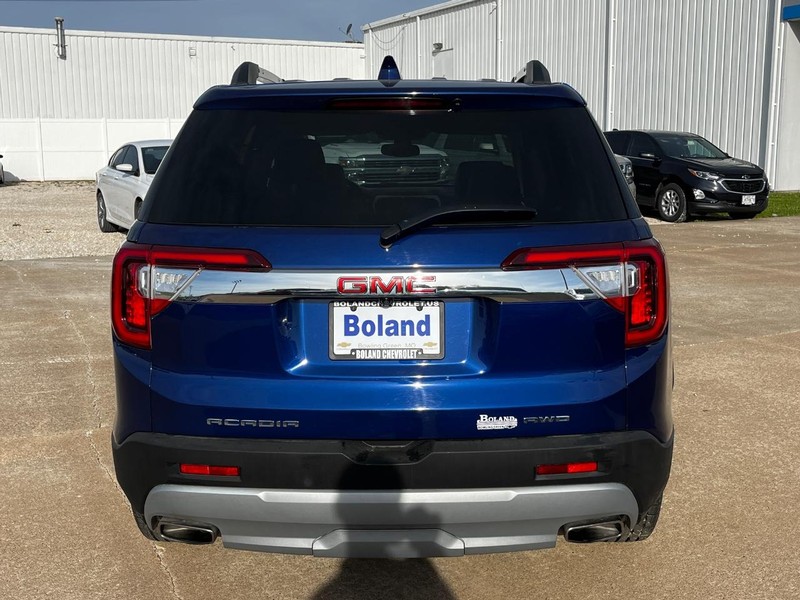 GMC Acadia Vehicle Image 04