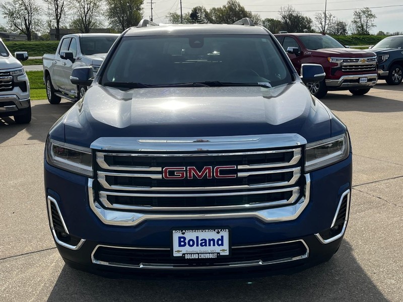 GMC Acadia Vehicle Image 09
