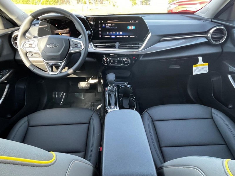 Chevrolet Trax Vehicle Image 05