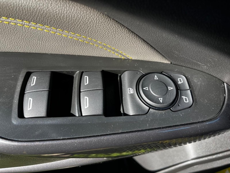 Chevrolet Trax Vehicle Image 08