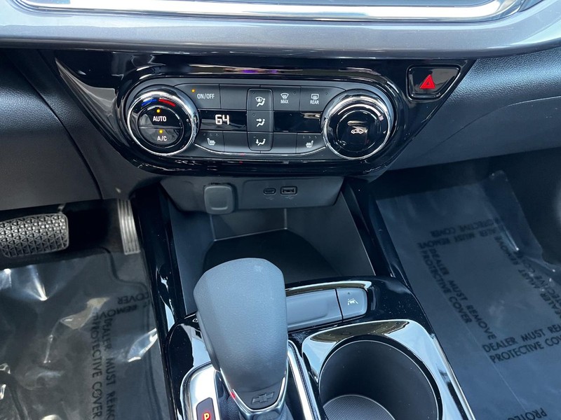 Chevrolet Trax Vehicle Image 13