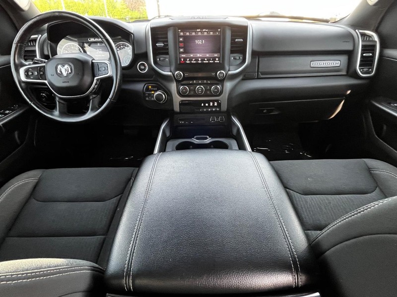 Ram 1500 Vehicle Image 11