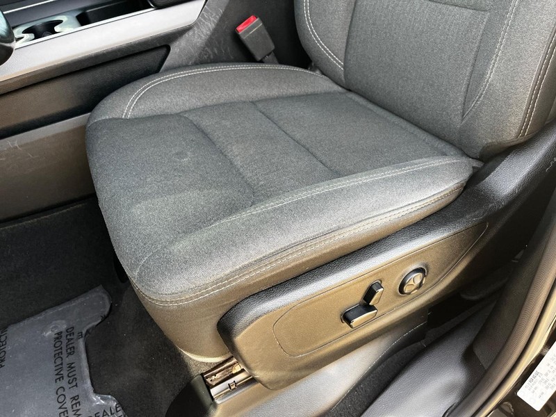 Ram 1500 Vehicle Image 15