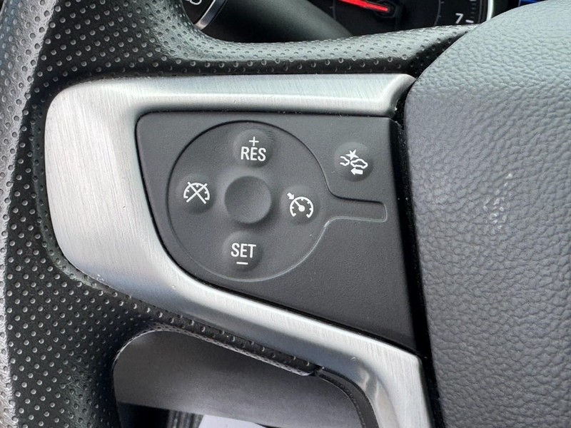 GMC Acadia Vehicle Image 19