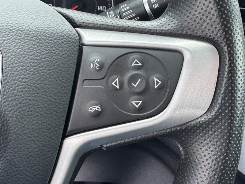 GMC Acadia Vehicle Image 20