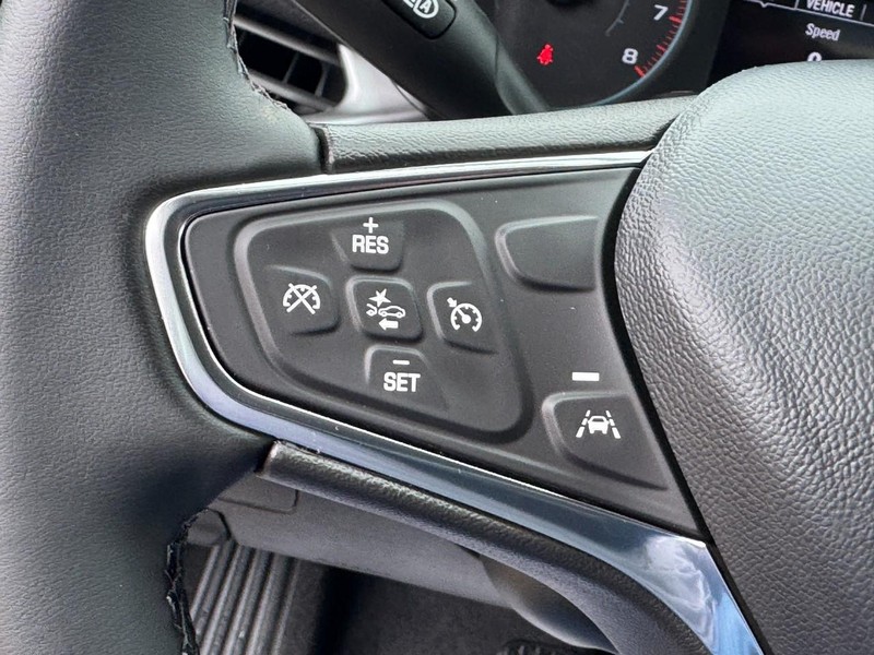 Chevrolet Malibu Vehicle Image 17
