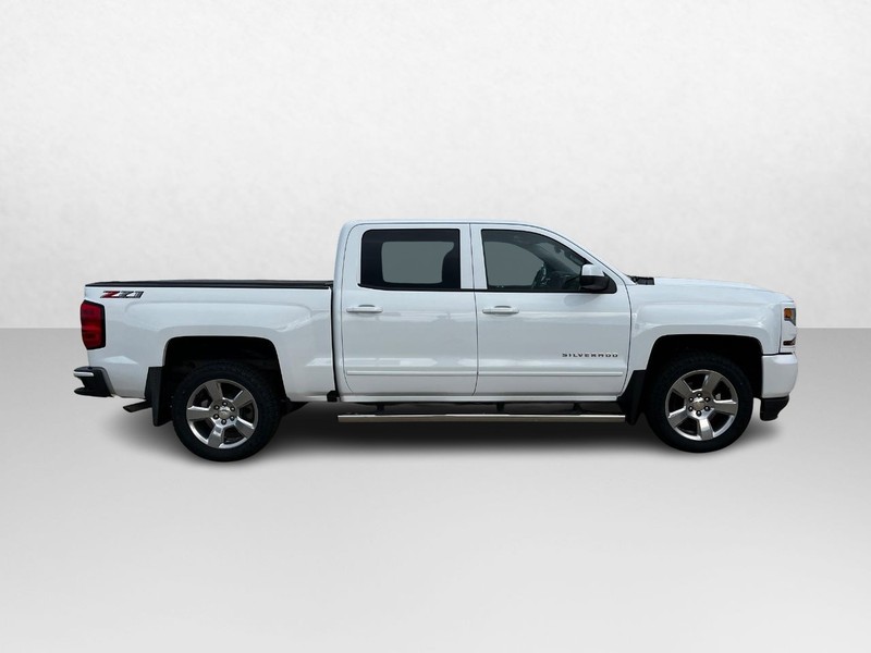 Chevrolet Silverado 1500 Vehicle Image 02